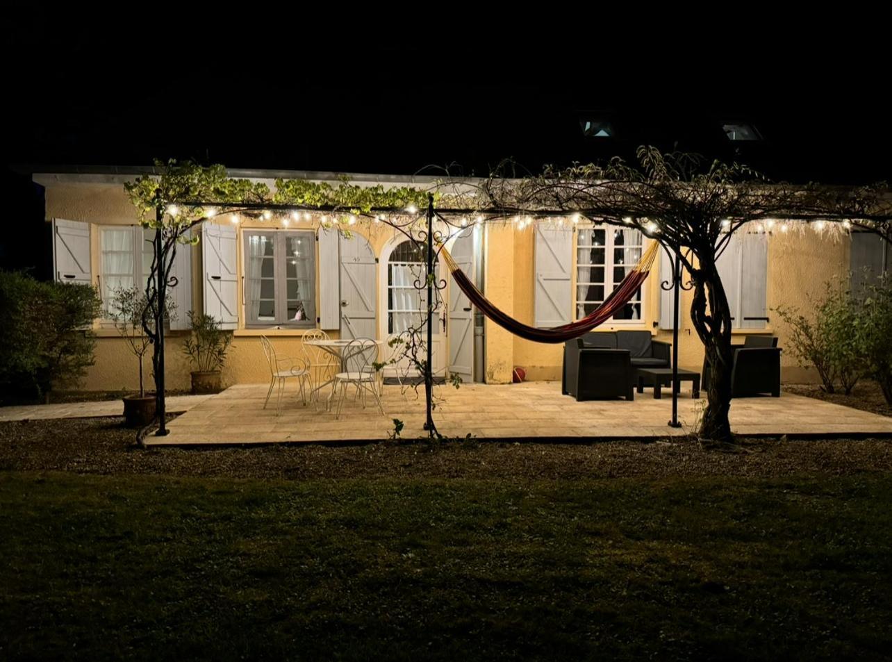 La Chapelle Du Chateau Lagarrigue Strenquels Exterior foto